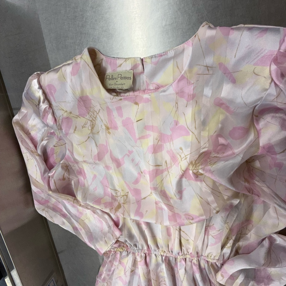Vintage Floral Pink and White Dress - Picture 5 of 15